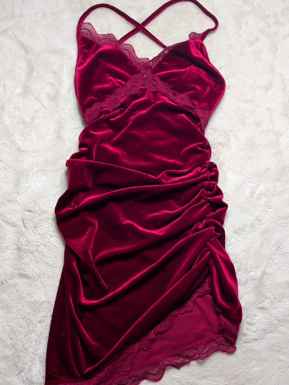 Cider Velvet Lace Ruched Mini Dress‎ in Burgundy